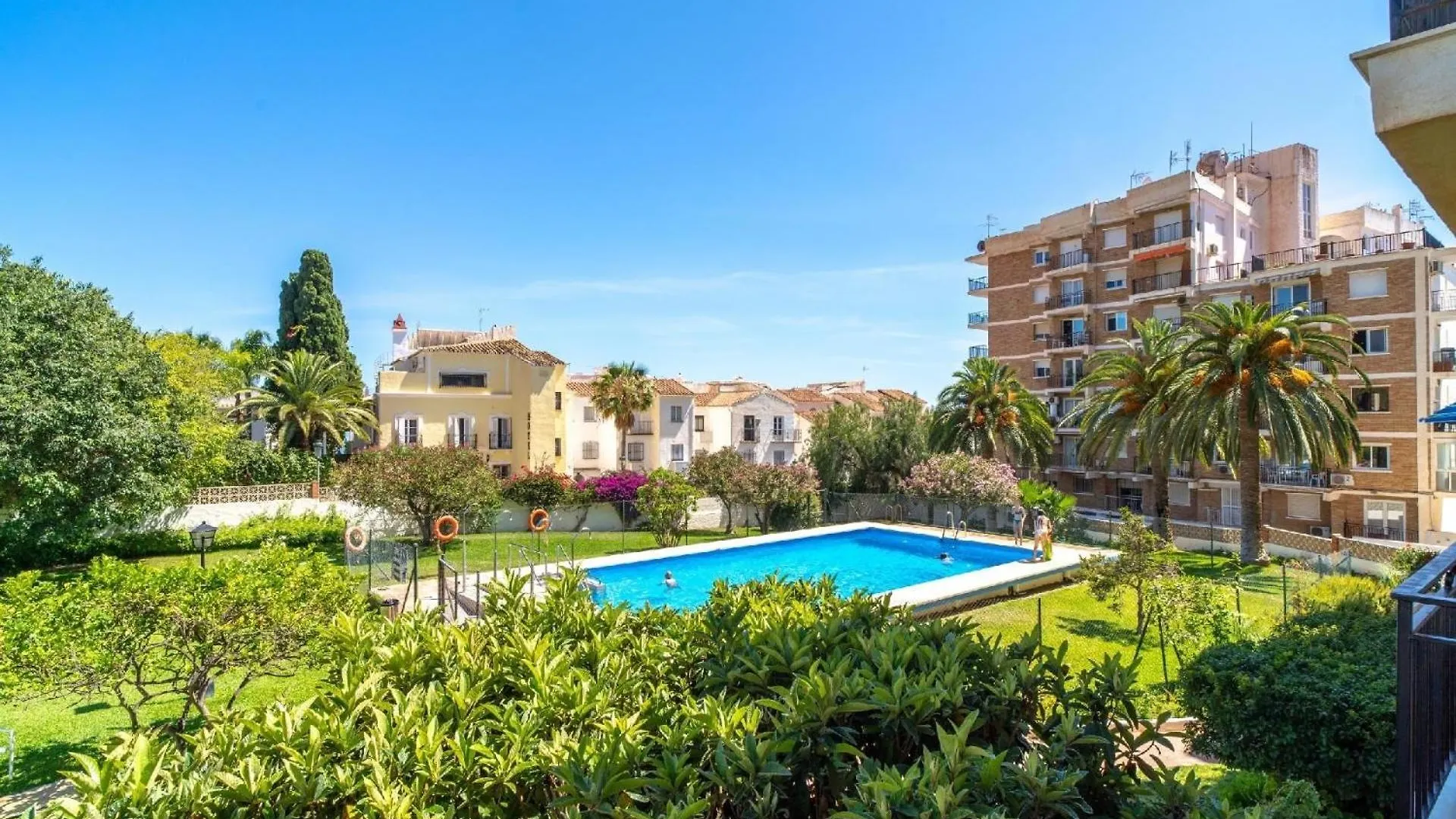 Ferienwohnung Fuer 6 Personen Ca 90 Qm In Nerja, Andalusien Costa Del Sol