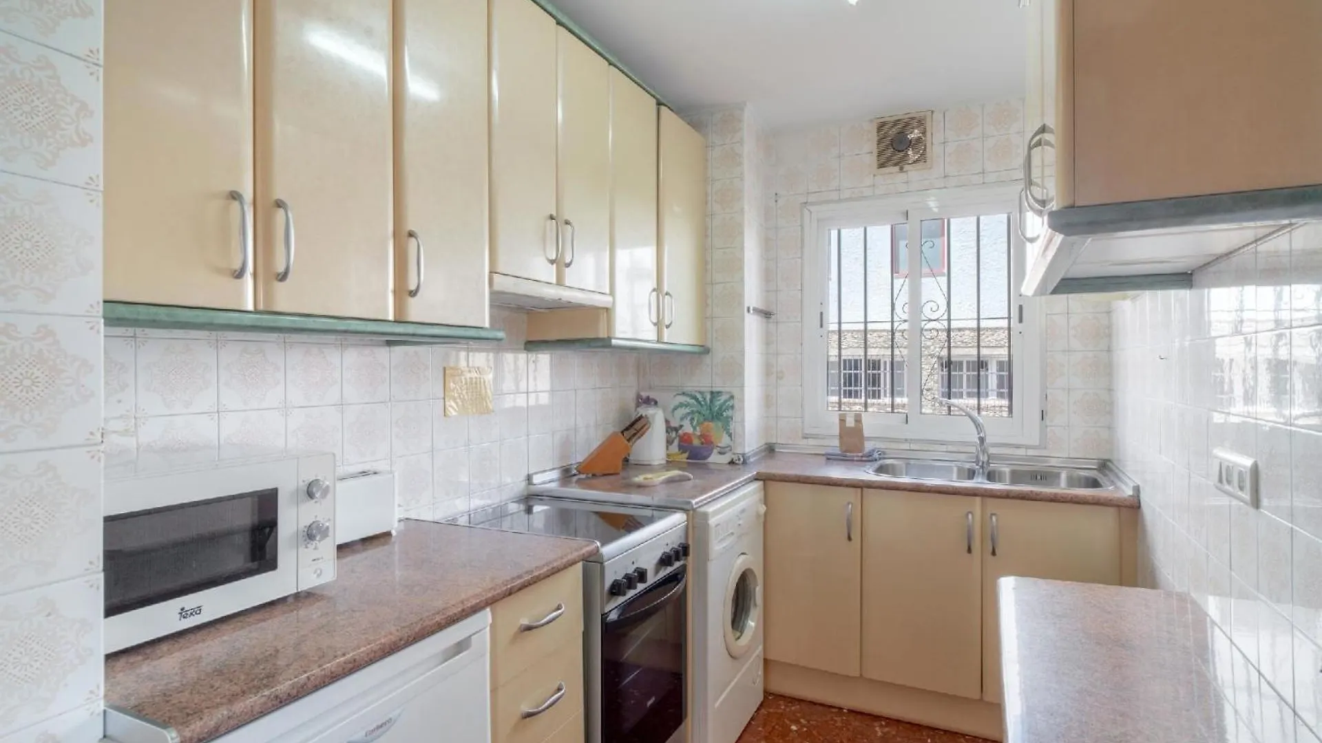 Ferienwohnung Fuer 6 Personen Ca 90 Qm In Nerja, Andalusien Costa Del Sol Apartment Nerja