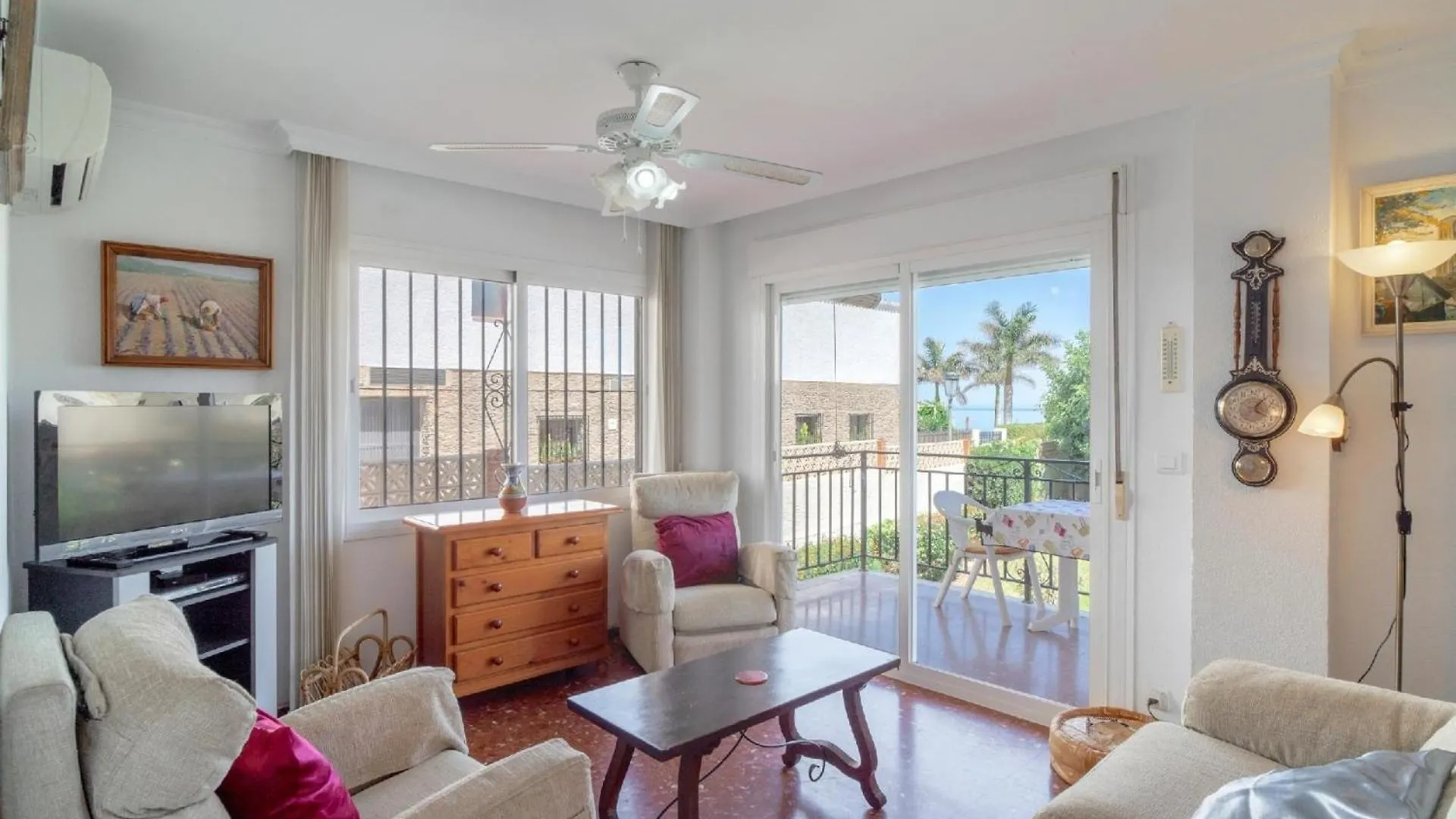 Apartment Ferienwohnung Fuer 6 Personen Ca 90 Qm In Nerja, Andalusien Costa Del Sol